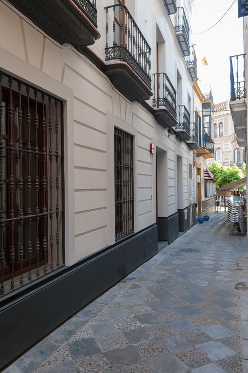 Puerta Del Sol Apartment *
